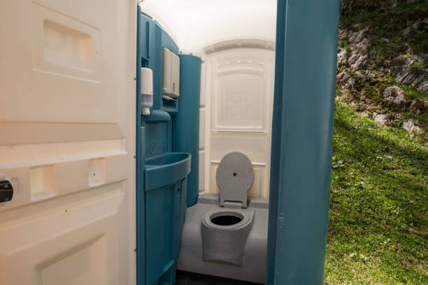 Best Long-Term Portable Toilet Rental  in Clintwood, VA